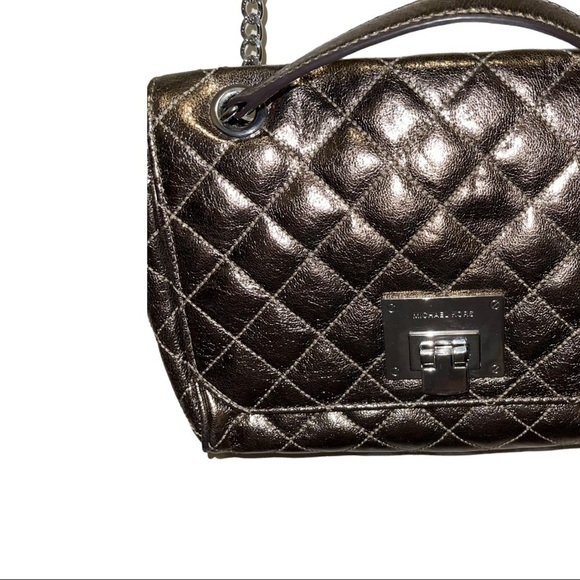 Michael Kors Vivianne Quilted Leather Crossbody Shoulder Bag Chain Strap - Picture 4 of 6